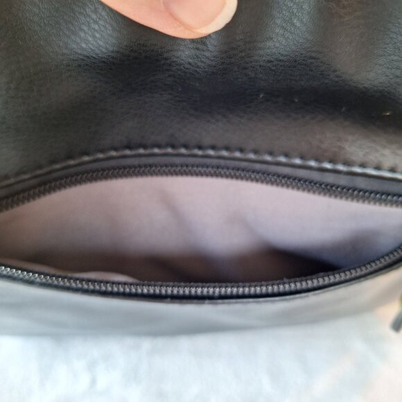 Black Zip Top Adjustable‎ Crossbody Strap Shoulder Bag Biker Goth Buckles - Picture 4 of 10